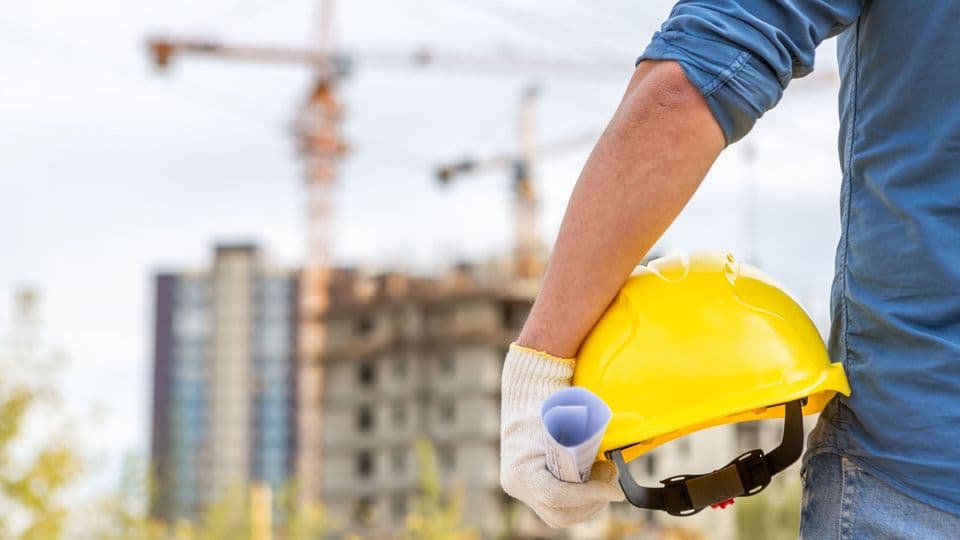 Schwellenwert deutlich angehoben: Die pauschale Verpflichtung zur Bestellung eines Sicherheitsbeauftragten haben künftig nur noch Betriebe ab 50 Mitarbeitenden.