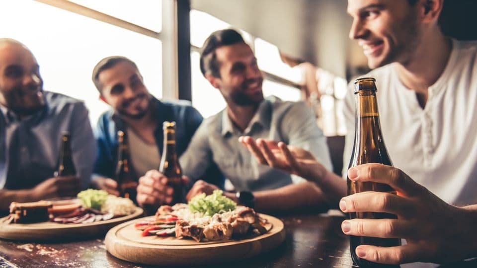 Betriebsausgaben- und Vorsteuerabzug: Wer Bewirtungskosten geltend machen will, muss bei digitalen Belegen einiges beachten.