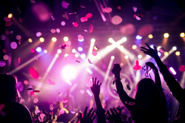 Livebands, Artisten und mehr für die Abschiedsfeier vor dem Ruhestand? Kein Problem, wenn es nicht mehr als 110 Euro pro Teilnehmer kostet.