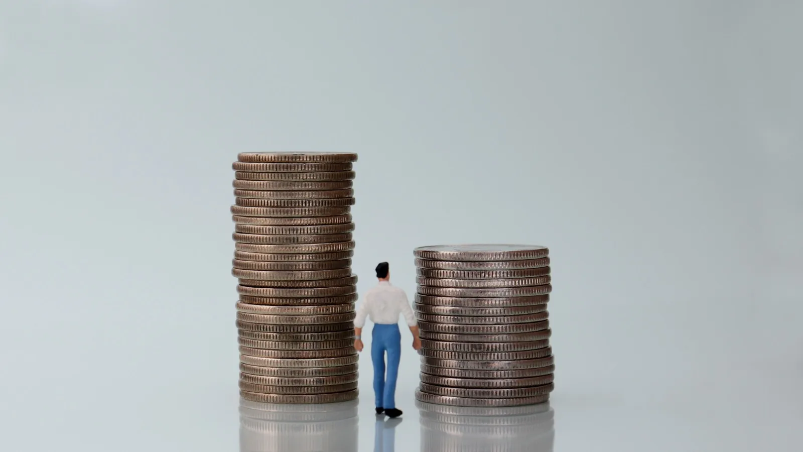 Ein Meisterabschluss kann im Durchschnitt 621 Euro mehr bringen als der Gesamtdurchschnitt (mit und ohne Bildungsabschluss).