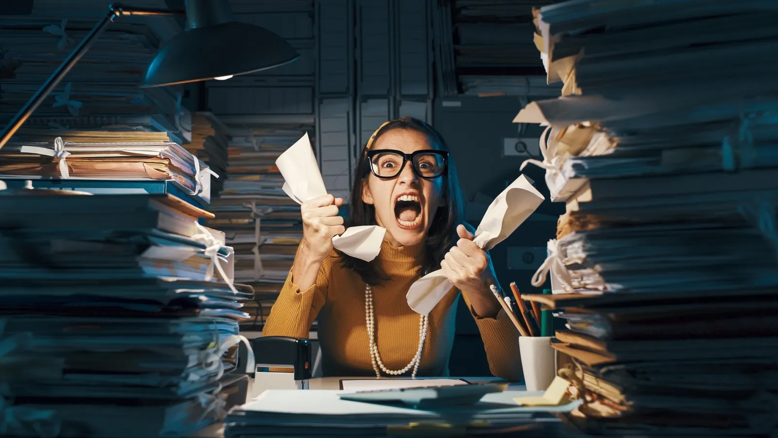 Stress mit dem Papierkram? Die E-Rechnung zwingt Betriebe zur Digitalisierung. Das ist eine Chance, künftig Zeit zu sparen.