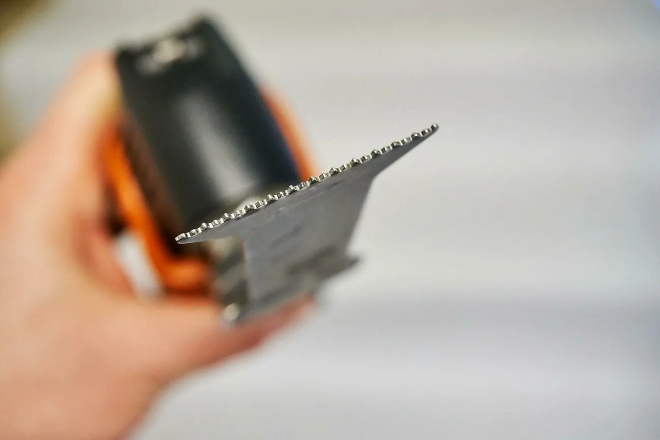 Nahaufnahme des Sägeblatts des Fein Multimasters 700.