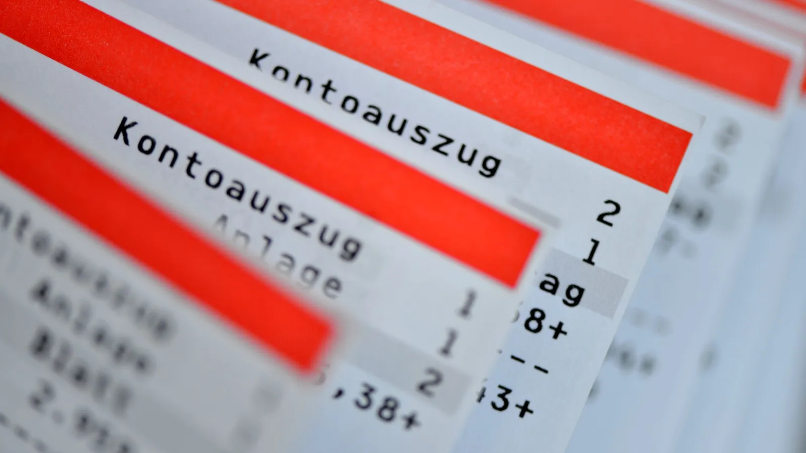 Betriebsprüfer dürfen Kontoauszüge von der Bank anfordern, wenn ein Steuerpflichtiger die Auszüge nicht selbst vorlegt.