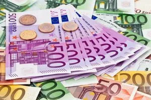 Viele Euro Geldscheine der EuropÃ¤ischen Union.