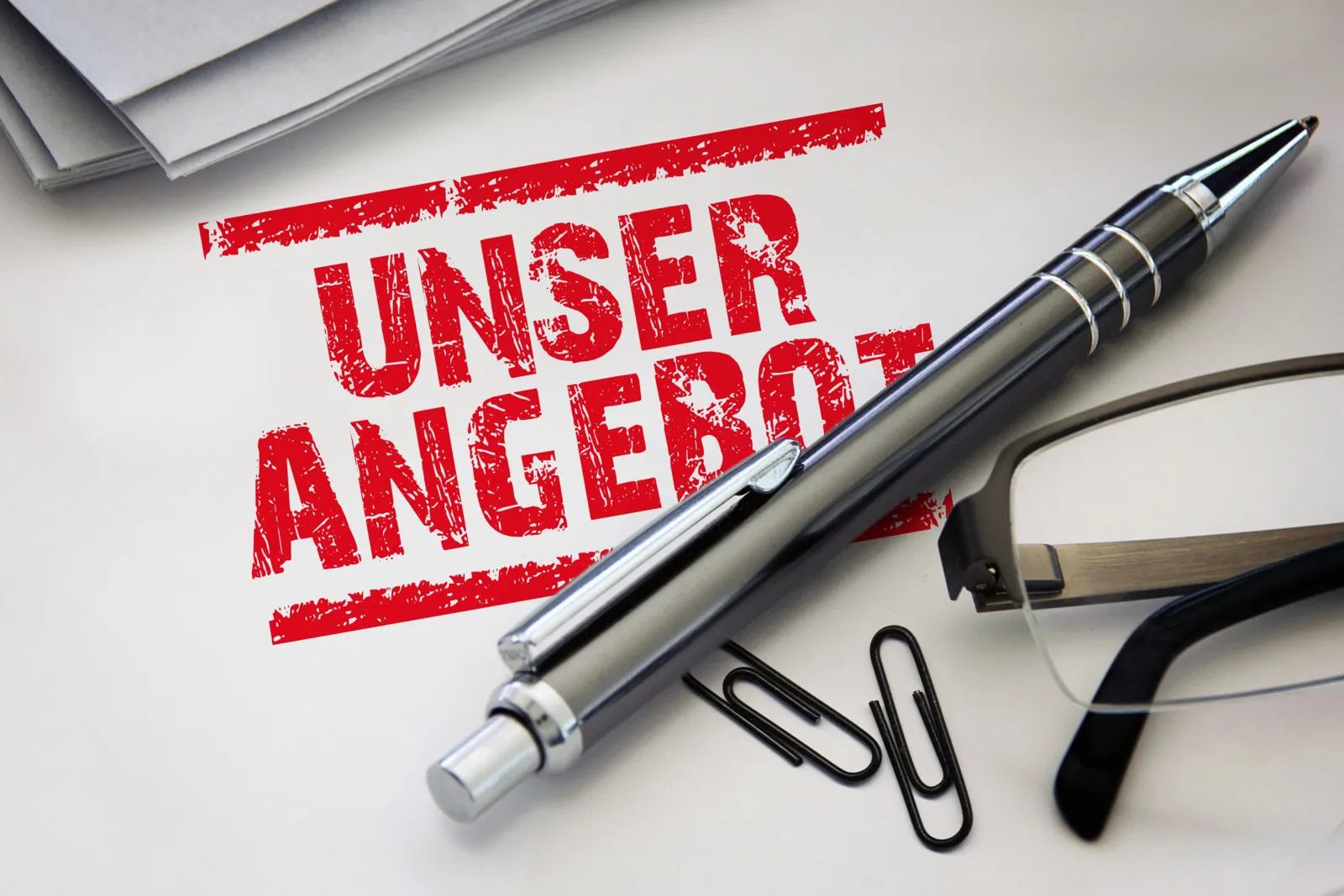 Risikofaktor Kunde: Manche Interessenten wollen sich die Kosten für einen Architekten sparen und lassen den Handwerker die Planung erstellen. Den Auftrag bekommt dann oft ein anderer.