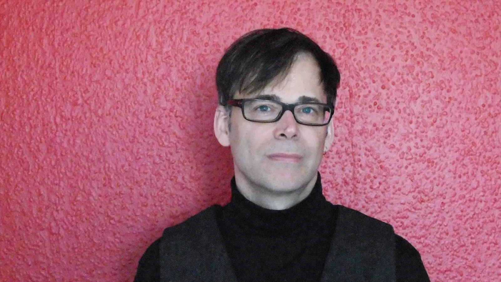 Porträtaufnahme von Nils Spitzer