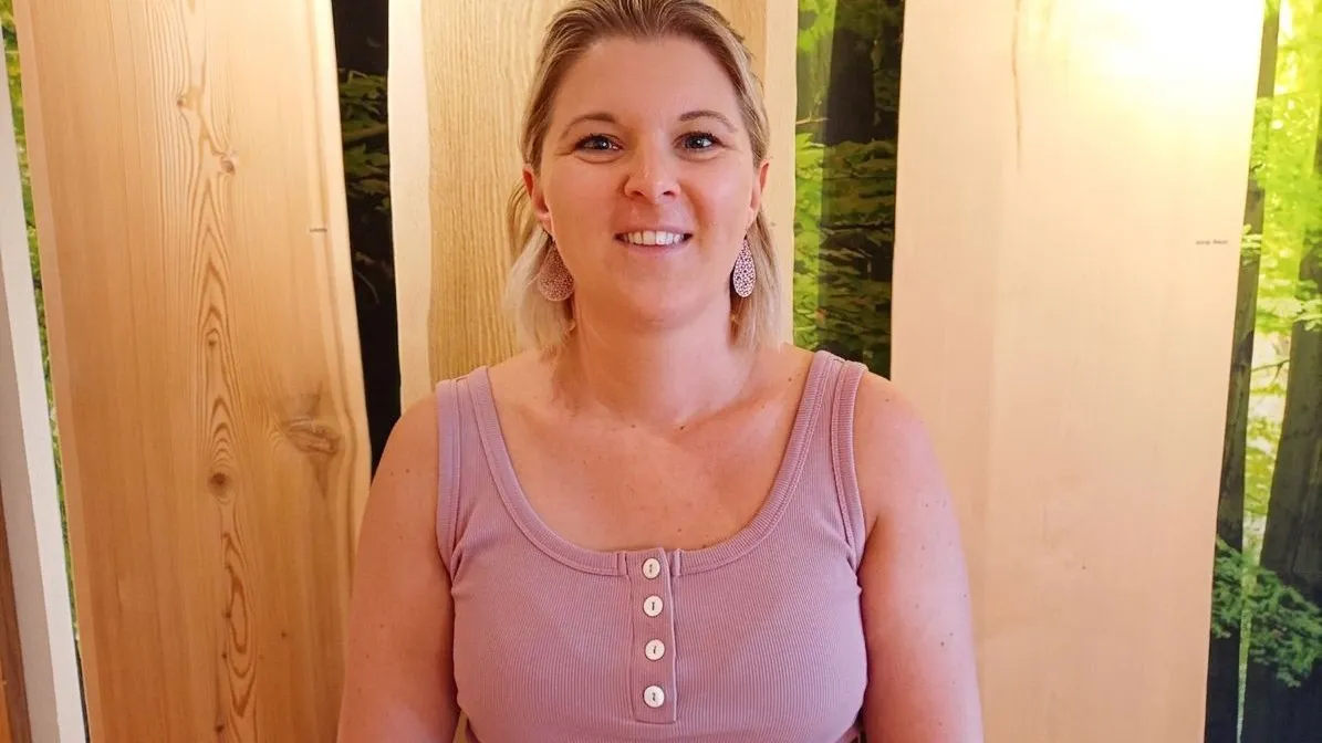 Bettina Graf, Inhaberin und Geschäftsführerin der Schreinerei Pfisterer, im Porträt.