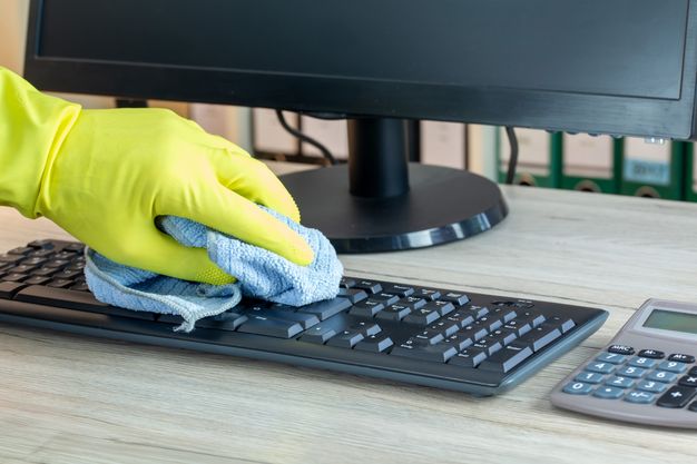 Die Rückkehr in die Rentenversicherung muss ein Minijobber schriftlich oder elektronisch beim Arbeitgeber beantragen.