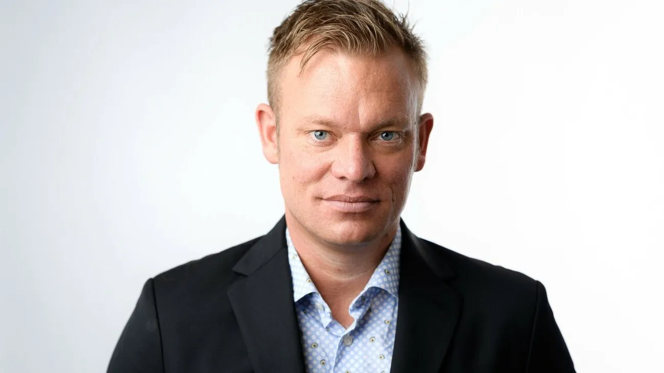 Porträtfoto von David Rölleke.