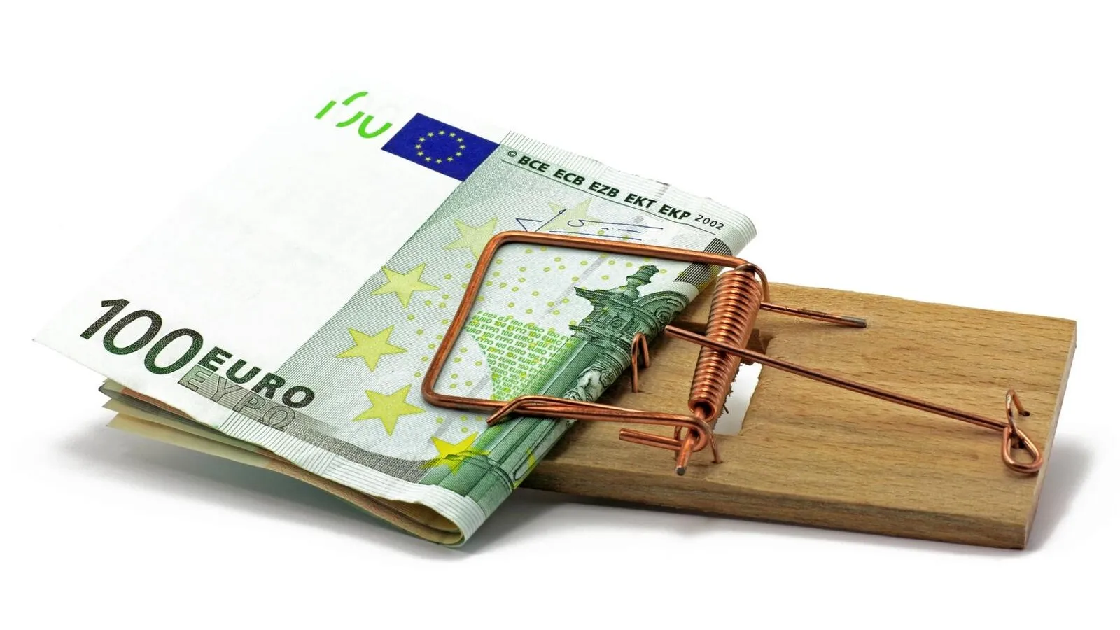Eine 100-Euro Banknote steckt in einer Mausefalle.
