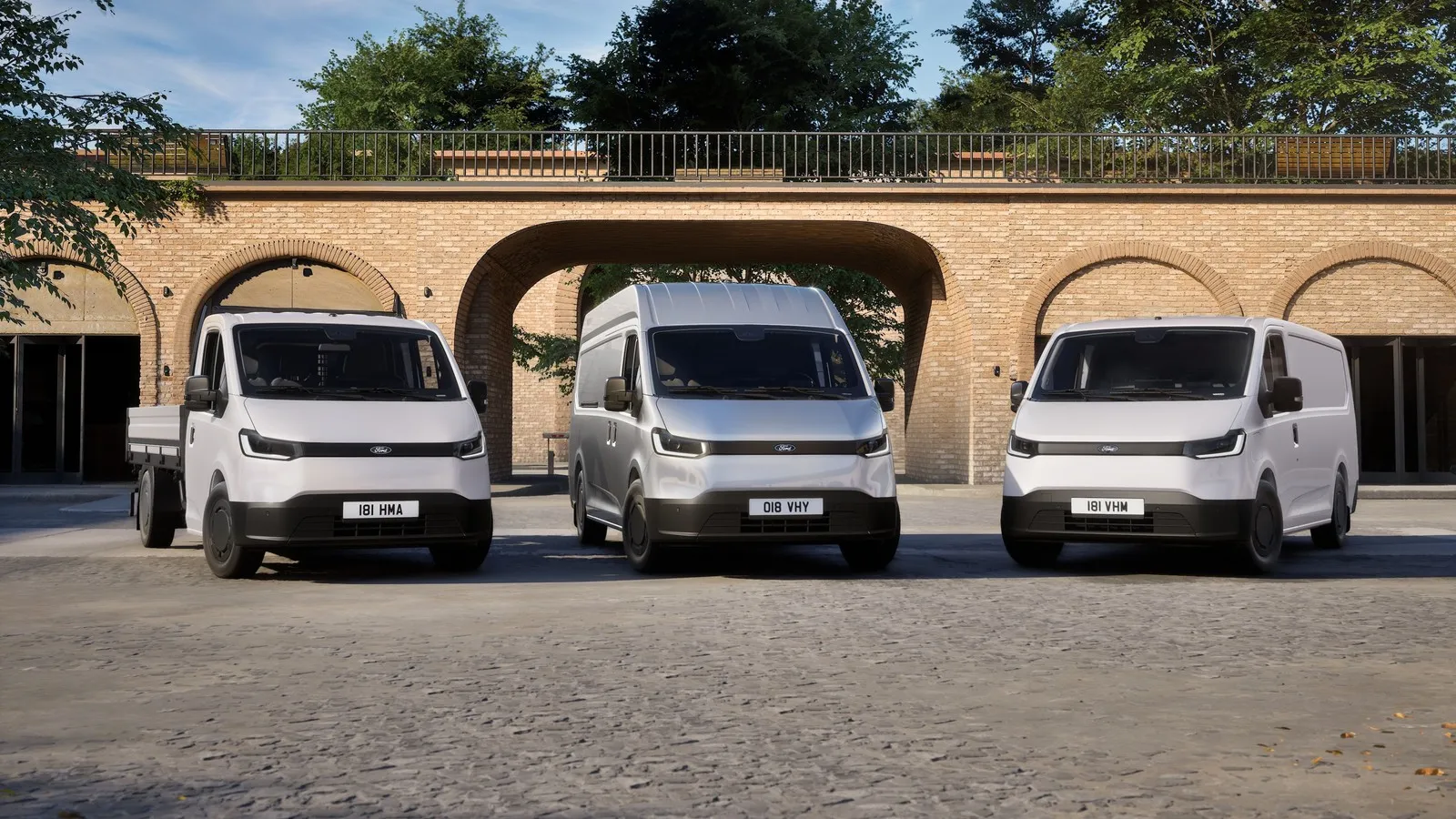 Auswahl an Ford Transit-City-Varianten im Vorfeld der IAA Transportation 2026