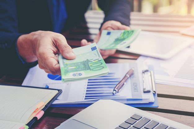 Alltag in vielen Betrieben: Wer seine Ziele erreicht, erhält einen Leistungsbonus.