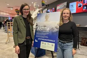Setzen sich für den Mutterschutz für Selbstständige ein: Tischlermeisterin Johanna Röh und Unternehmerin Joana Kurtin.