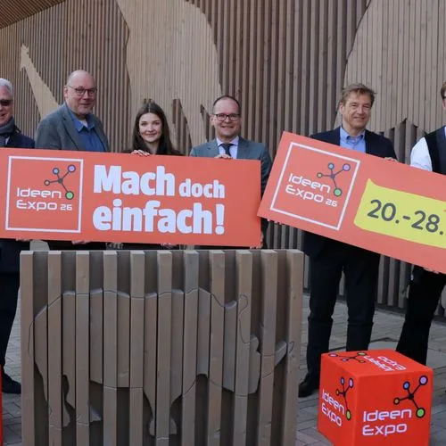 „Mach doch einfach“ ist das Motto der Ideenexpo im Juni 2026. Dort können Jugendliche Technik und Naturwissenschaften sowie Handwerk auf spannende Art und Weise erleben. Aktionen des Handwerks stellten Vertreter und Unterstützer im Erlebnis Zoo Hannover vor.