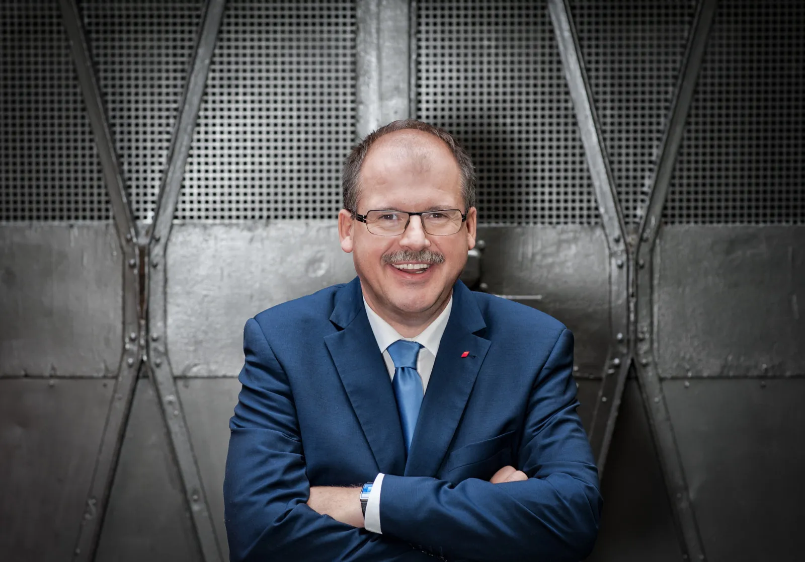 Porträtfoto von Körzell, Mitglied im Bundesvorstand des Deutschen Gewerkschaftsbundes (DBG).