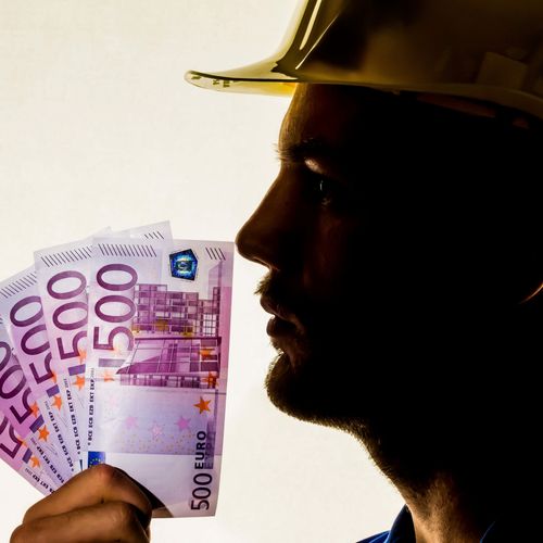 Vorfinanzierte Leistungen sind oft der Grund für Liquiditätsprobleme. Was meistens fehlt ist ein Überblick über halbfertige Arbeiten und deren Bezahlung.