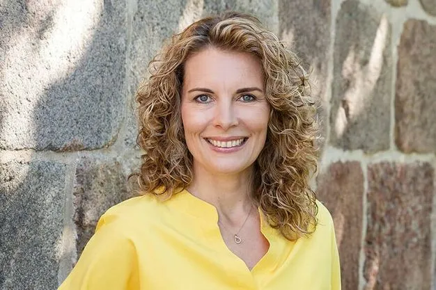 Porträt von Coach Maren Ulbrich, die auch als "Handwerksmensch" bekannt ist