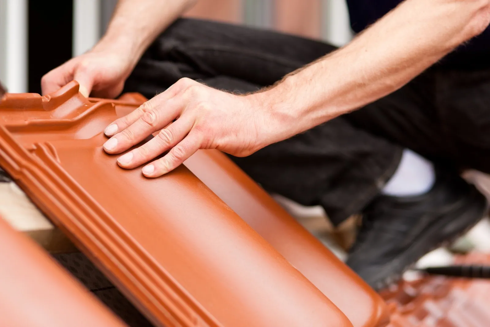 Offener Brief wegen Materialpreissteigerungen: Darin appelliert der ZVDH an Industrie und Bedachungsfachhandel „Preissteigerungen mit Augenmaß und in angemessener Relation zu den tatsächlichen Kostenentwicklungen weiterzugeben.“