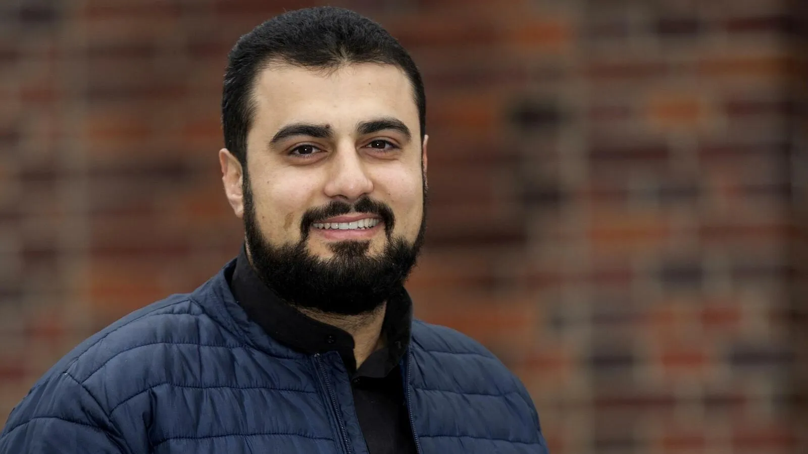 Porträtfoto von Elektrotechnikmeister Muhammed Yel.