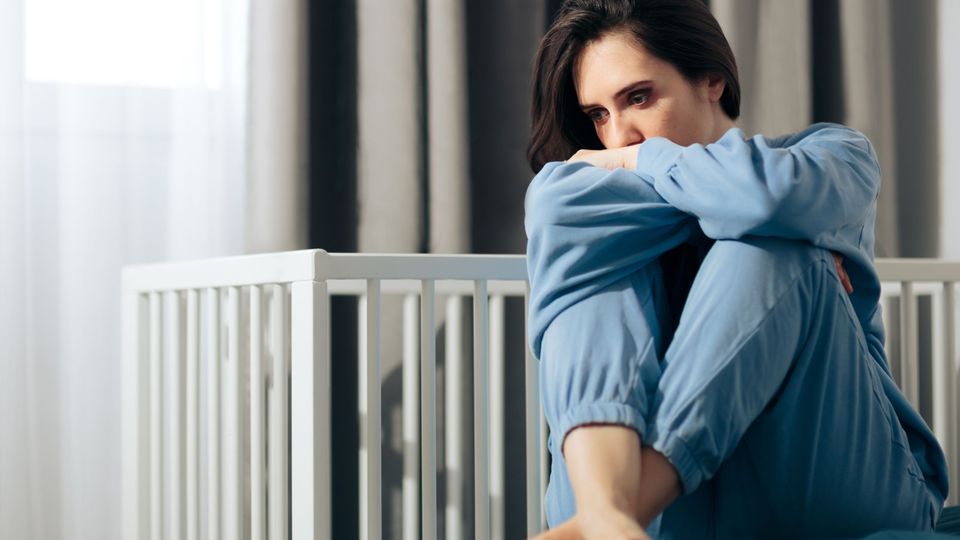 Mutterschutzgesetz geändert: Frauen dürfen nach Fehlgeburten ab der 13. Woche künftig in Mutterschutz gehen.