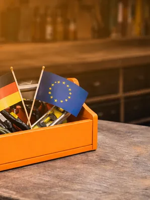 Fahnen in Werkzeugkiste