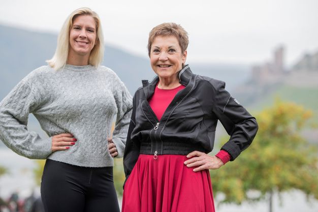 Preisträgerinnen aus dem Jahr 2024:  Nadine Bönninger (li.) wurde als „Unternehmerin im Handwerk“ und Alice Brammertz als „Heldin im Handwerk“ geehrt.