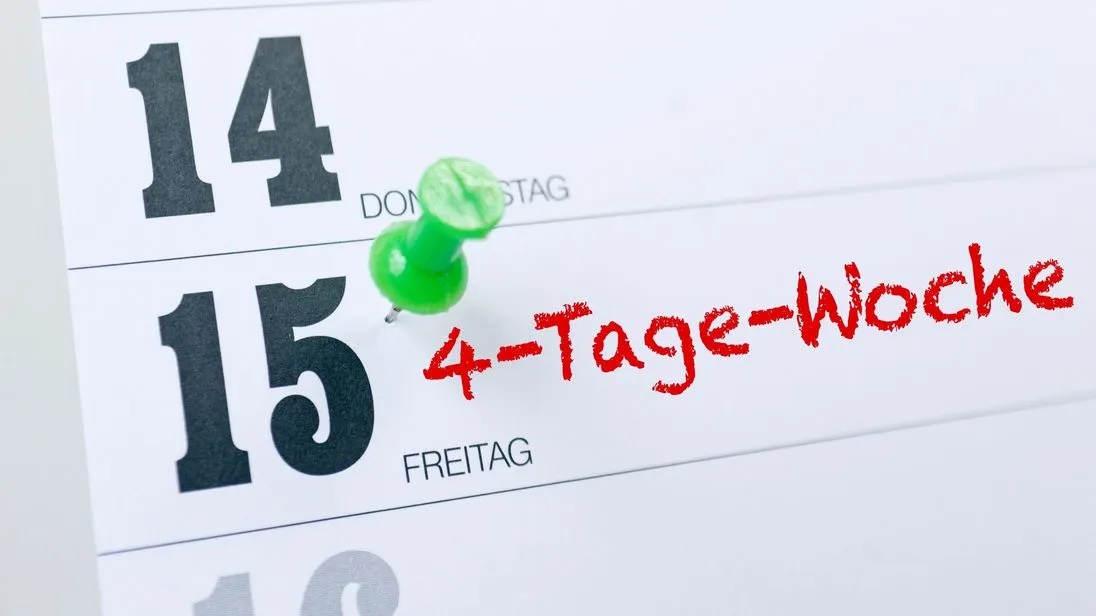 Kalender mit der Schrift "4-Tage-Woche"